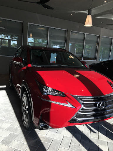 Lexus Dealer «Park Place Lexus Grapevine», reviews and photos, 901 E State Hwy 114, Grapevine, TX 76051, USA