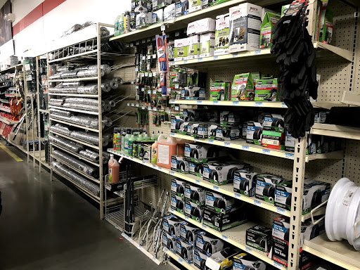 Home Improvement Store «Tractor Supply Co.», reviews and photos, 2000 N 1st St, Dixon, CA 95620, USA