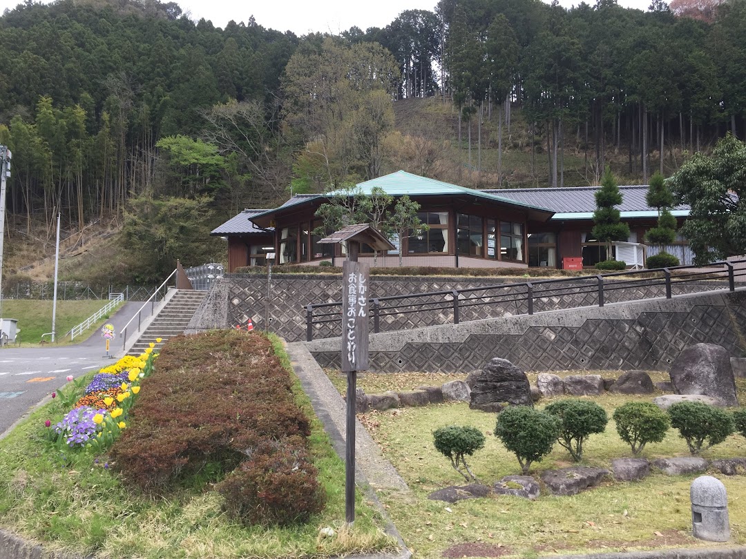 津市立美杉小学校