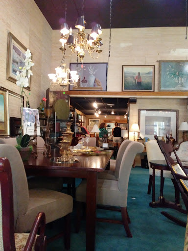 Thrift Store «The Church Mouse BoutiqueThrift Shop», reviews and photos, 78 Arrow Rd, Hilton Head Island, SC 29928, USA