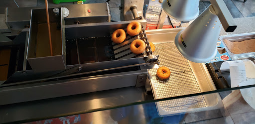 Donut Shop «Top That! Donuts», reviews and photos, 210 Ocean Ave, Point Pleasant Beach, NJ 08742, USA