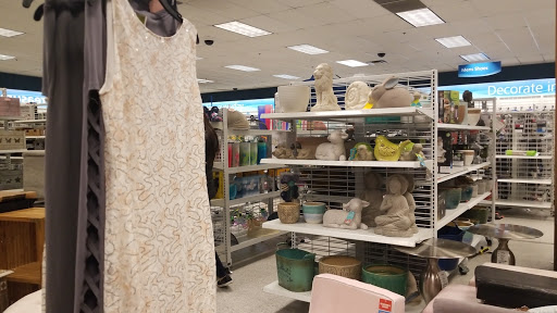 Clothing Store «Ross Dress for Less», reviews and photos, 4646 S Cooper St, Arlington, TX 76017, USA