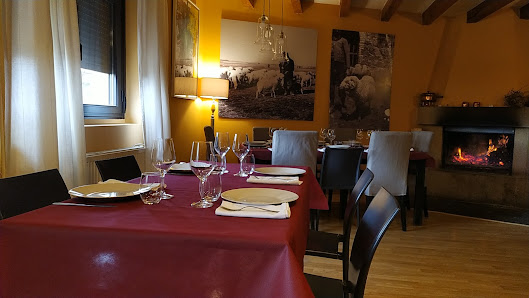 Restaurante La Pepa Cam. de Canos, 1, 42180 Almajano, Soria, España