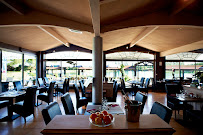 Atmosphère du Les Terrasses du Lac - Restaurant du Golf du Grand Avignon à Vedène - n°4