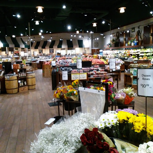 Grocery Store «The Fresh Market», reviews and photos, 1805 Rudy Ln, Louisville, KY 40207, USA