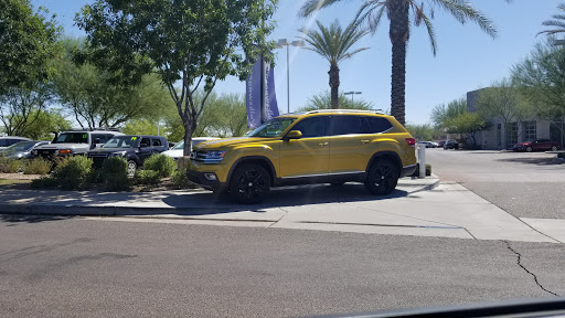 Volkswagen Dealer «San Tan Volkswagen», reviews and photos, 1489 E Motorplex Loop, Gilbert, AZ 85297, USA