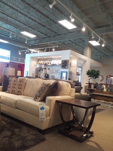 Furniture Store «Ashley HomeStore», reviews and photos, 2874 Plaza Drive, Dubuque, IA 52002, USA