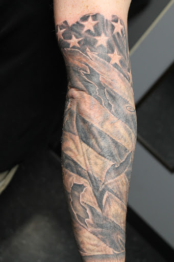 Tattoo Shop «Absolute Tattoo», reviews and photos, 1212 S Kansas Ave, Topeka, KS 66612, USA