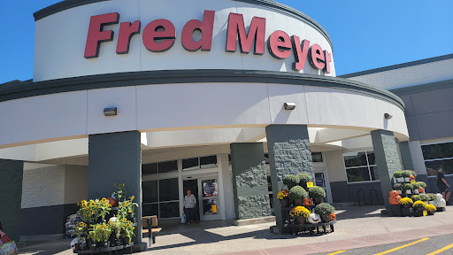 Fred Meyer Jewelers, 3450 Commercial St SE, Salem, OR 97302, USA, 