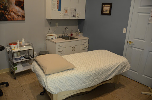 Hair Salon «Guys & Gals Quarters Salon & Day Spa», reviews and photos, 22 Saratoga Dr, Batesville, IN 47006, USA