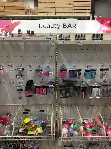 Craft Store «Michaels», reviews and photos, 1578 Dogwood Dr SE, Conyers, GA 30013, USA