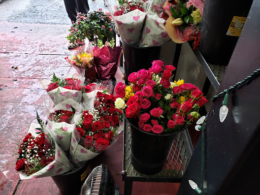 Florist «Rhythm & Blooms», reviews and photos, 2433 Hilyard St, Eugene, OR 97405, USA