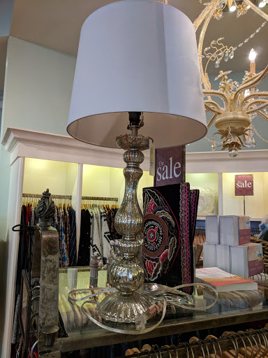 Shopping Mall «Crystal Point Mall Shopping Center», reviews and photos, 6000 Northwest Hwy, Crystal Lake, IL 60014, USA