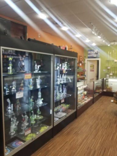 Tobacco Shop «42 Degrees Pipes and Tobacco South», reviews and photos, 2910 K St, Omaha, NE 68107, USA