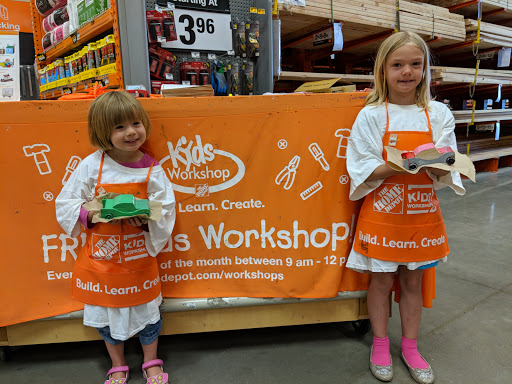 Home Improvement Store «The Home Depot», reviews and photos, 735 Edward Ln, Yorkville, IL 60560, USA