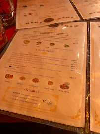 Bar à momos à Paris menu