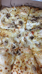 Photo n°90 de Domino's Pizza Neuilly-sur-Seine à Neuilly-sur-Seine ()