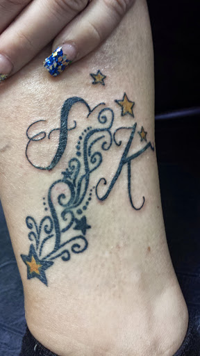 Cry Babies Tattoo & Piercing, 1830 Chicago Rd, Chicago Heights, IL 60411, USA, 