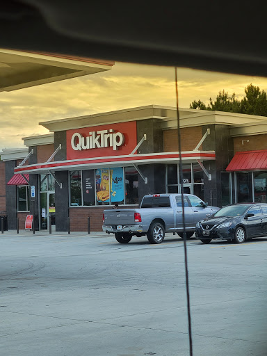 Gas Station «QuikTrip», reviews and photos, 7975 Senoia Rd, Fairburn, GA 30213, USA