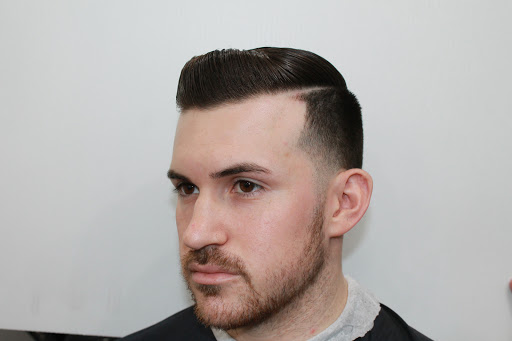 Barber Shop «Montis Barbershop and Salon», reviews and photos, 656 Montauk Hwy, Moriches, NY 11955, USA