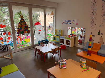 Micro Crèche Montessori Anis 1 - La Maison Bleue à Jouars-Pontchartrain
