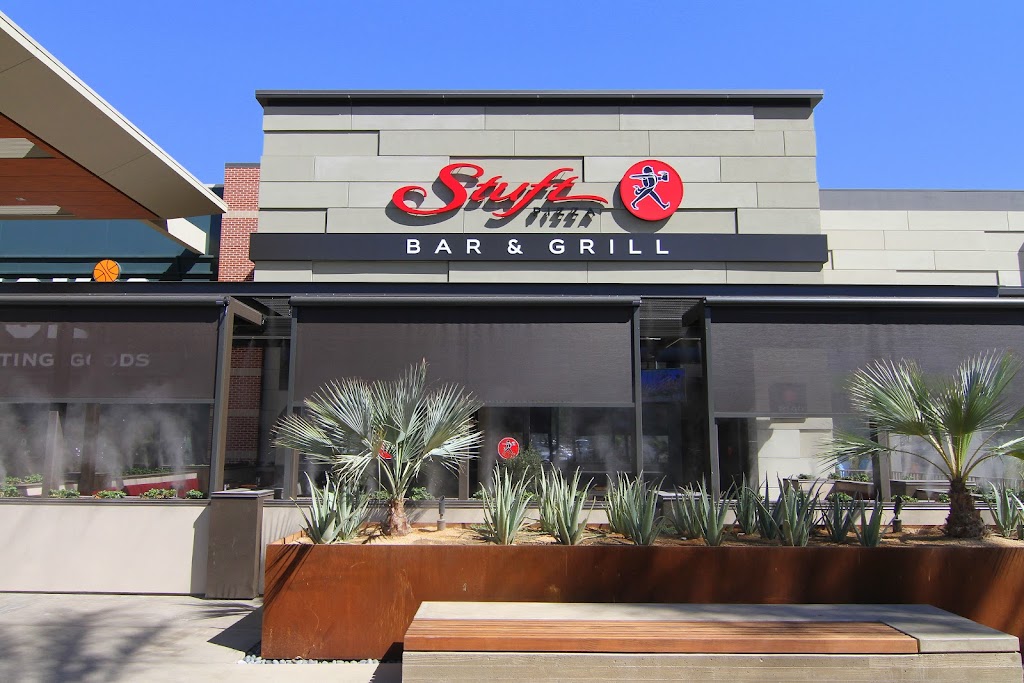 Stuft Pizza Bar & Grill 92260