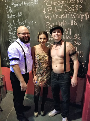 Gay Bar «The Veaux Bar & Grill», reviews and photos, 285 Oak St, Biloxi, MS 39530, USA