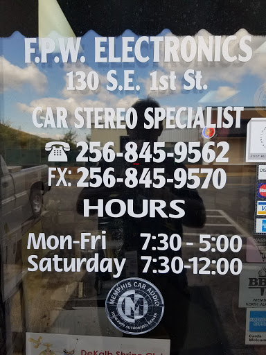 Car Stereo Store «F P W Electronics», reviews and photos, 130 1st St, Fort Payne, AL 35967, USA