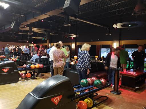 Bowling Alley «Revolutions Bowling & Lounge», reviews and photos, 60 Bidwell Rd, South Windsor, CT 06074, USA