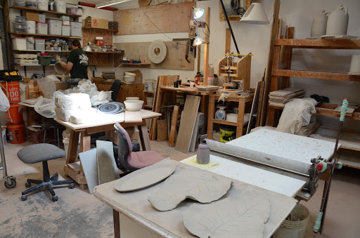 Pottery Store «Mississippi Mud Pottery», reviews and photos, 310 E Broadway, Alton, IL 62002, USA