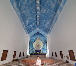 วัดสัจจธรรมอุเทนถวาย photo