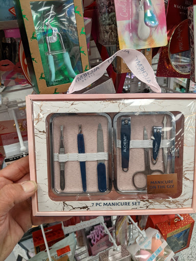 Clothing Store «Ross Dress for Less», reviews and photos, 17084 Slover Ave, Fontana, CA 92337, USA