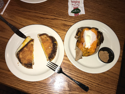 American Restaurant «Cracker Barrel Old Country Store», reviews and photos, 200 Davis Blvd, Pittsburgh, PA 15275, USA