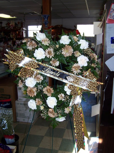 Florist «Heart To Heart Flower Shop», reviews and photos, 137 Fishing Creek Rd, Cape May, NJ 08204, USA