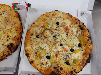 Plats et boissons du Pizzeria Pollina pizza à Reims - n°17