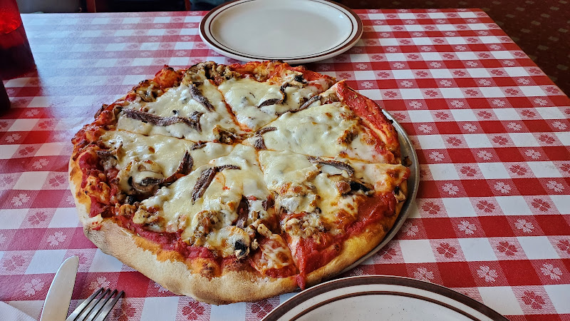 #2 best pizza place in San Diego - Filippi's Pizza Grotto Little Italy