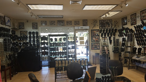 Jewelry Store «Shiny Objects», reviews and photos, 1999 Periwinkle Way, Sanibel, FL 33957, USA