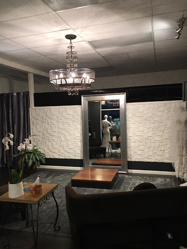 Divine Designs Bridal Boutique, 2325 NW Westover Rd, Portland, OR 97210, USA, 