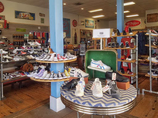 Shoe Store «Old School Shoes», reviews and photos, 1017 Pacific Ave, Santa Cruz, CA 95060, USA