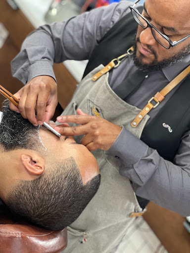 Barber Shop «The Man Barbershop & more», reviews and photos, 2822 S Alafaya Trail #190, Orlando, FL 32828, USA