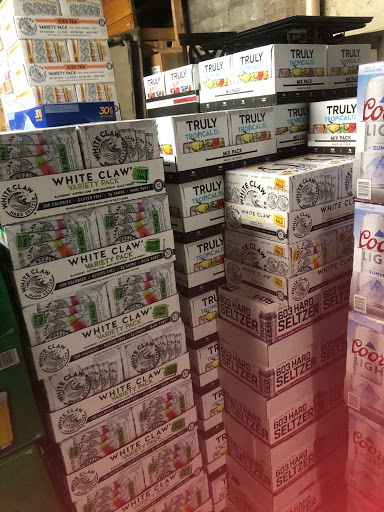 Grocery Store «Shiva Market», reviews and photos, 35 Washington St, Somersworth, NH 03878, USA