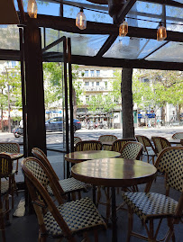 Atmosphère du Restaurant vietnamien Cô My Cafe à Paris - n°3