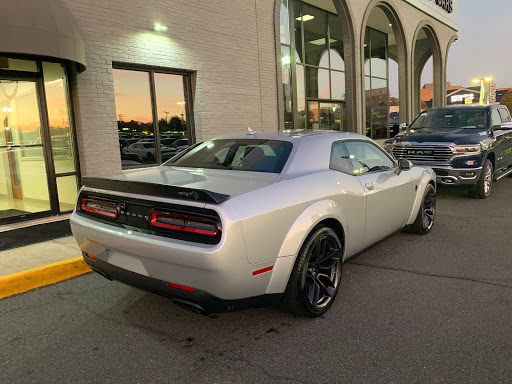 Car Dealer «Koons Tysons Chrysler Dodge Jeep Ram», reviews and photos, 2050 Chain Bridge Rd, Vienna, VA 22182, USA