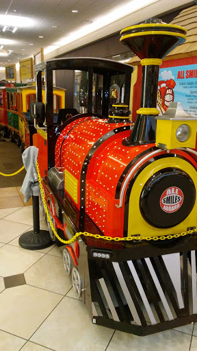 Shopping Mall «Huntington Mall Shopping Center», reviews and photos, 500 Mall Rd, Barboursville, WV 25504, USA