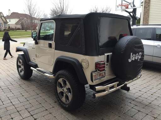 Auto Repair Shop «Revive Auto Body & Repair», reviews and photos, 1024 Lunt Ave, Schaumburg, IL 60193, USA