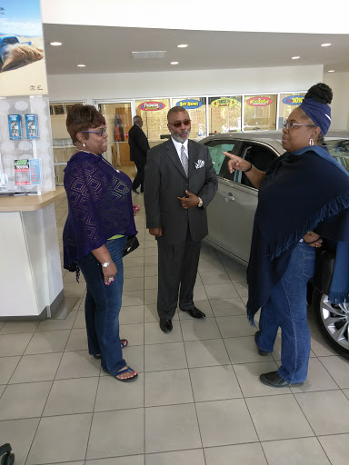 Toyota Dealer «Stokes Brown Toyota of Beaufort», reviews and photos, 3557 Trask Pkwy, Beaufort, SC 29906, USA