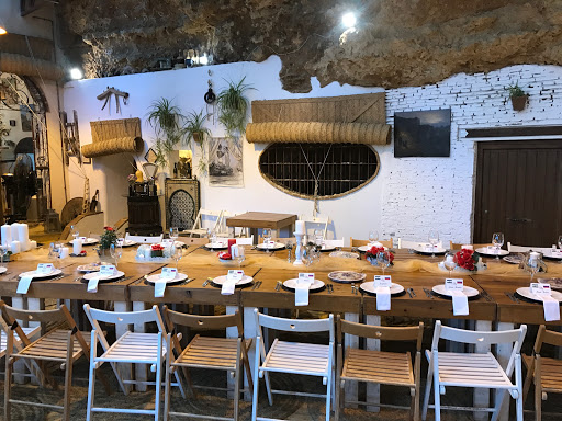 Taberna Cuevas Anita la de San Miguel en Alcalá de Guadaíra