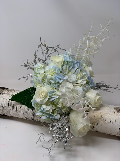 Florist «Pretty Petals Floral Boutique», reviews and photos, 2932 Hillcrest Dr, San Antonio, TX 78201, USA