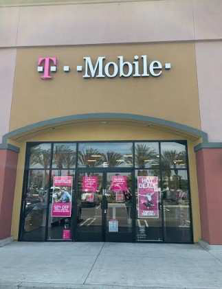 Cell Phone Store «T-Mobile», reviews and photos, 5825 Lincoln Ave, Buena Park, CA 90620, USA