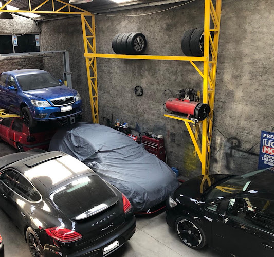 RZ Competición - Taller de reparación de automóviles